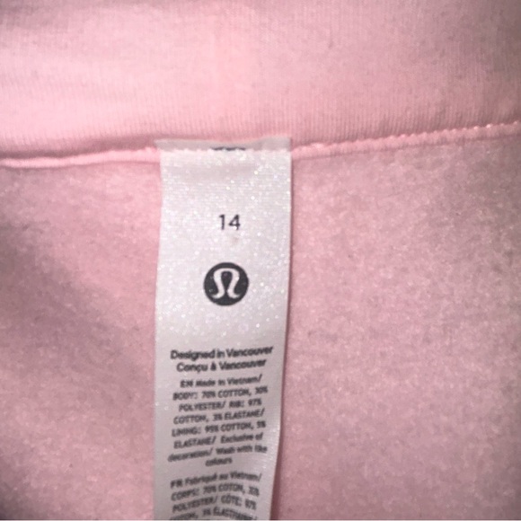lululemon Scuba Full-Zip
Cropped Hoodie strawberry milkshake/gold size 14 - Picture 8 of 9